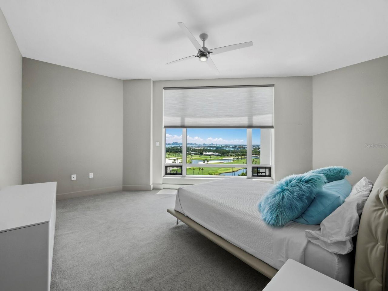 455 Longboat Club Road, Unit PH8, Longboat Key, FL 34228 Photo