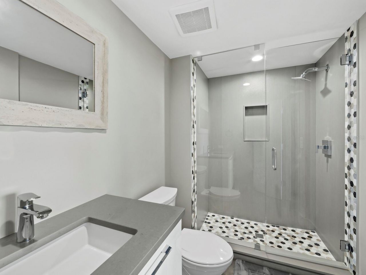 455 Longboat Club Road, Unit PH8, Longboat Key, FL 34228 Photo