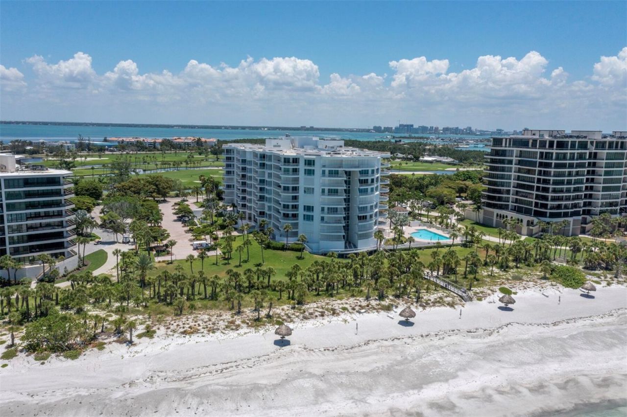 455 Longboat Club Road, Unit PH8, Longboat Key, FL 34228 Photo