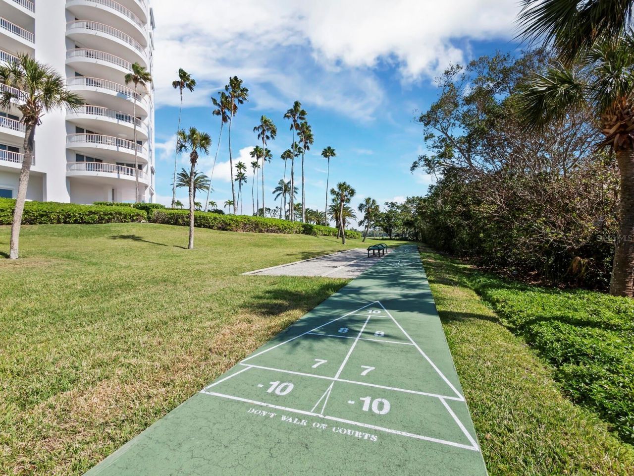 455 Longboat Club Road, Unit PH8, Longboat Key, FL 34228 Photo