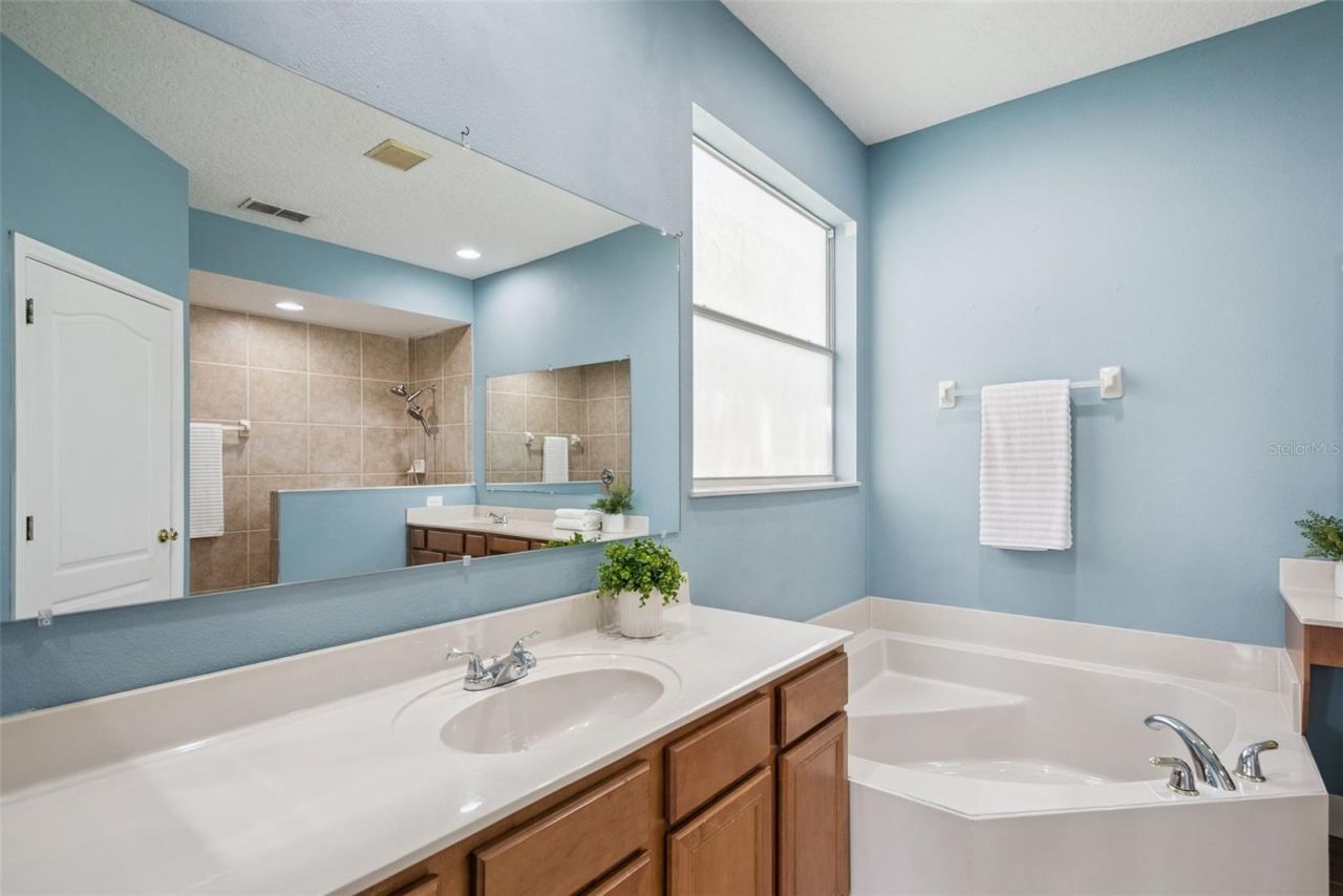 2623 Hazel Grove Lane, Oviedo, FL 32766 Photo