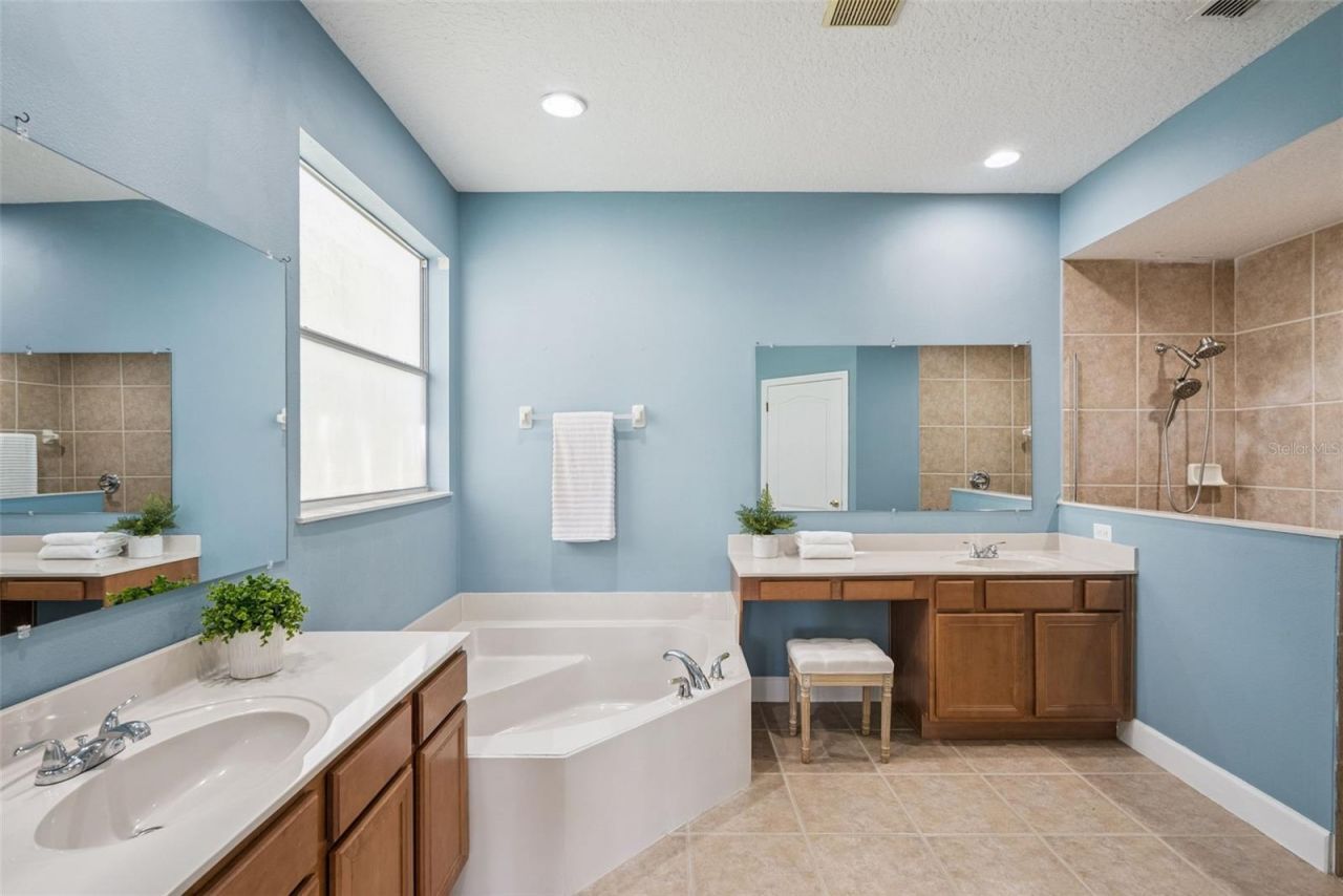 2623 Hazel Grove Lane, Oviedo, FL 32766 Photo