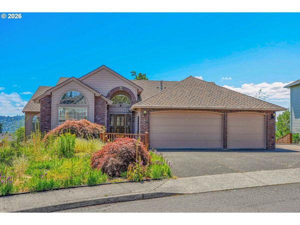 11826 SE GRAND VISTA DR, Clackamas, OR 97015
