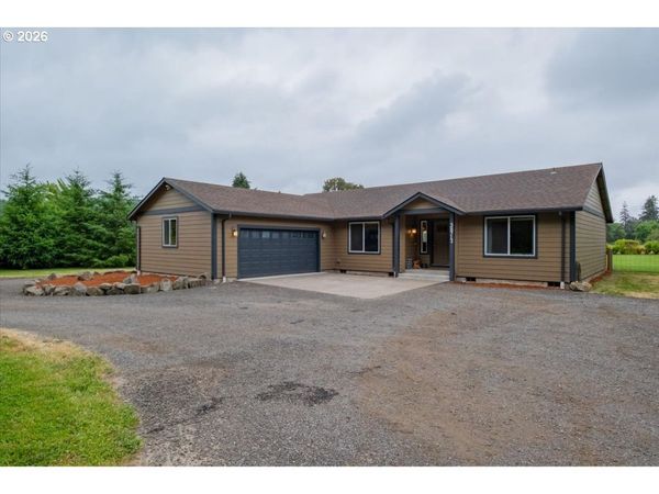 38712 RIVER DR, Lebanon, OR 97355