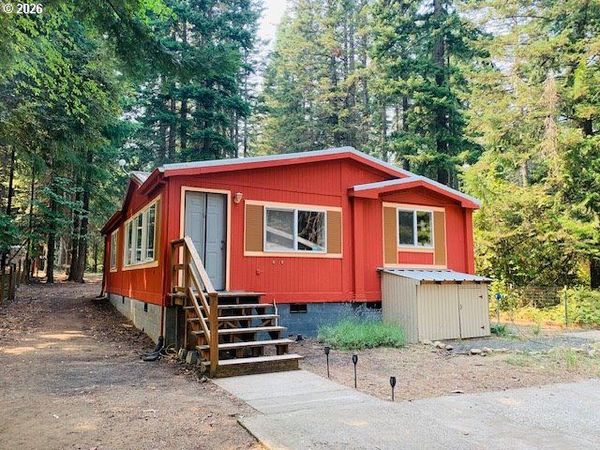 8520 CLEAR CREEK RD, Mt Hood Prkdl, OR 97041