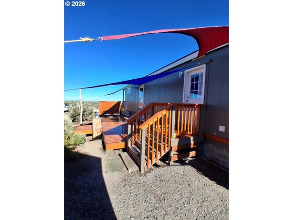 58936 FOSSIL LAKE RD, Christmas Valley, OR 97641