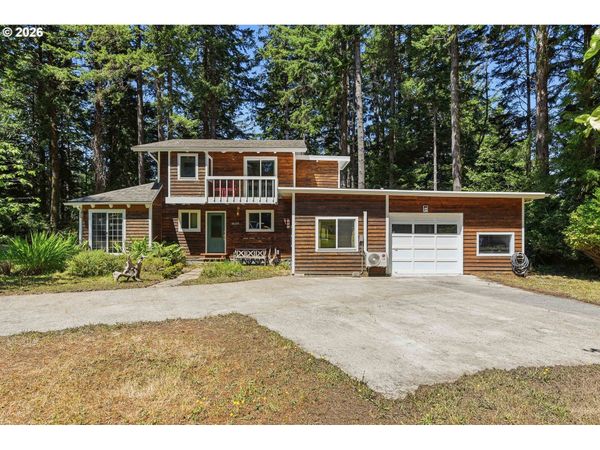 88245 CARDINAL LN, Bandon, OR 97411