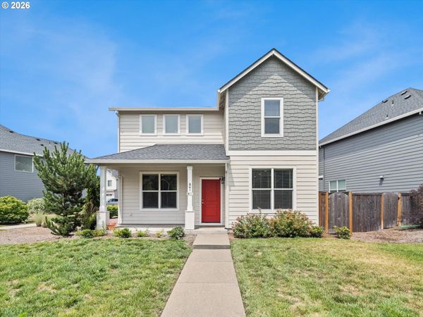841 S 26TH AVE, Cornelius, OR 97113