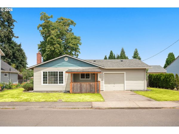 400 NW 6TH AVE, Canby, OR 97013