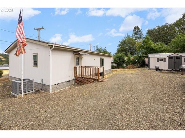 316 WELLS RD, Oakland, OR 97462