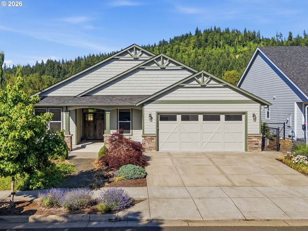 2301 ROBBINS WAY, Lebanon, OR 97355