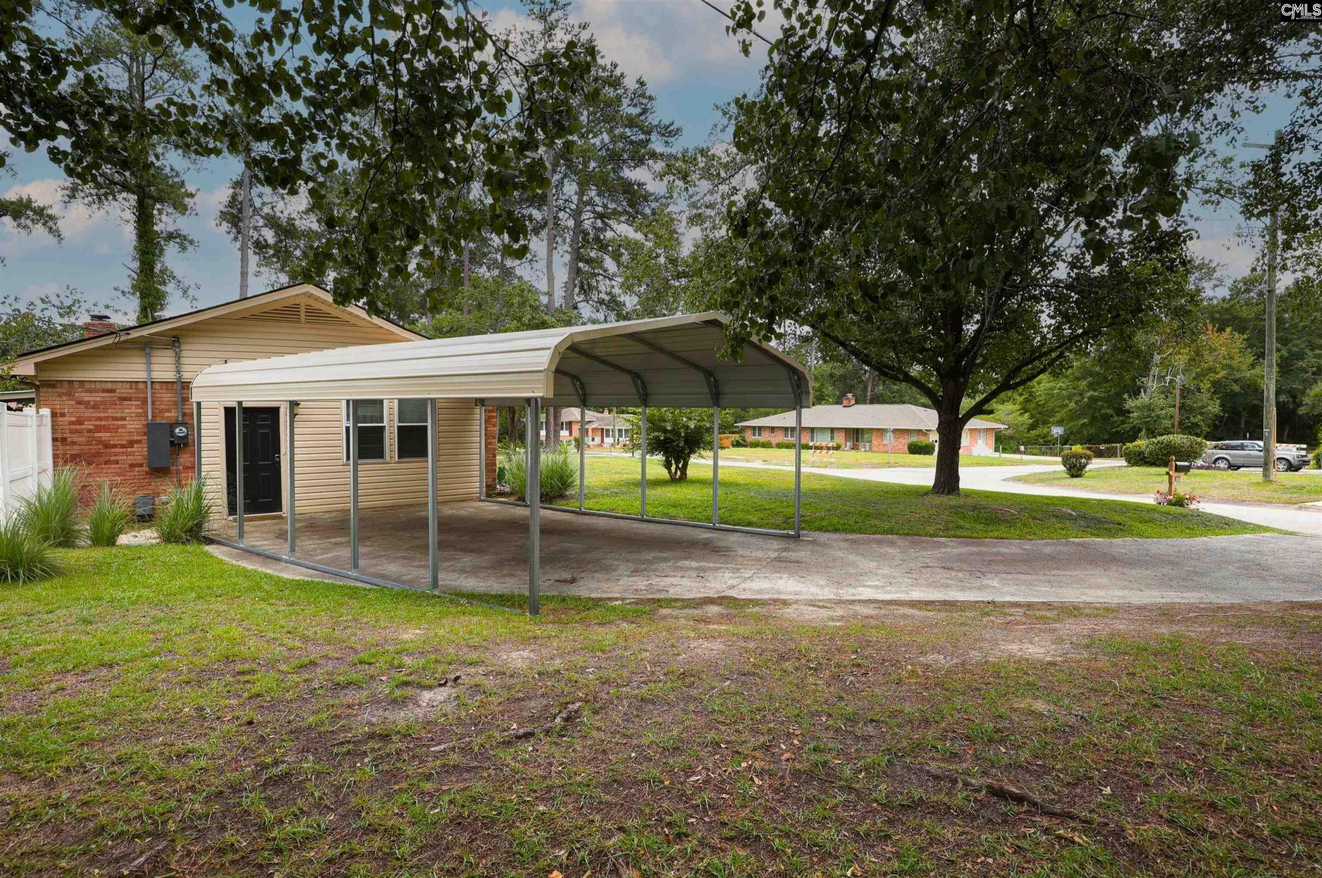 7827 Pinelake Road  Photo 44