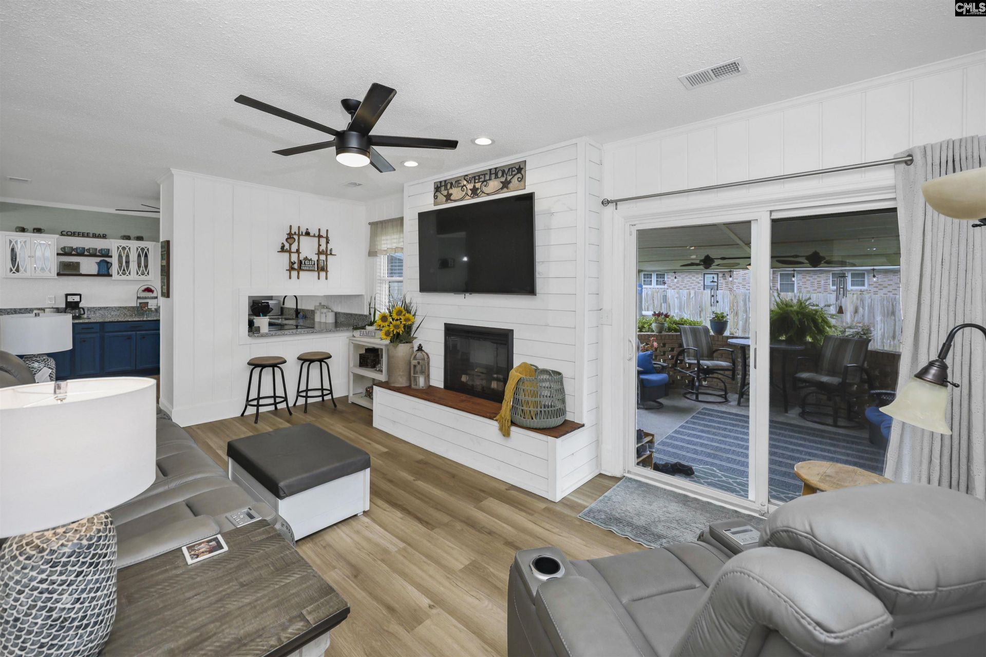 7827 Pinelake Road  Photo 7