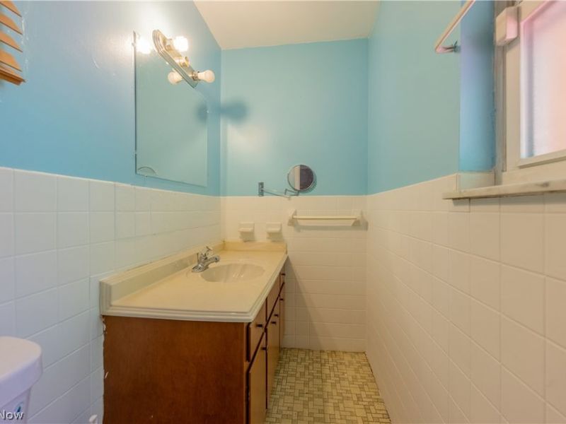 4685 Birchwood Road, Garfield Heights, OH 44125 Photo 18