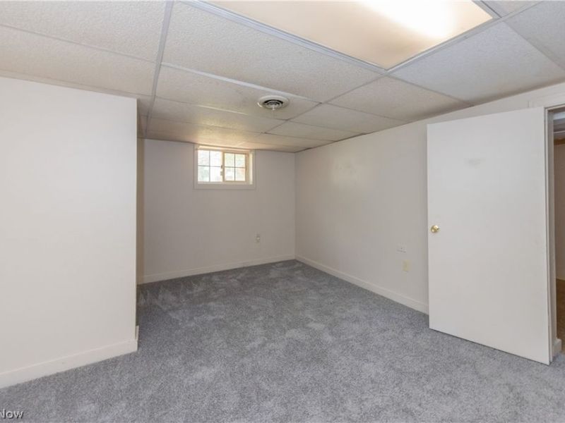 4685 Birchwood Road, Garfield Heights, OH 44125 Photo 28