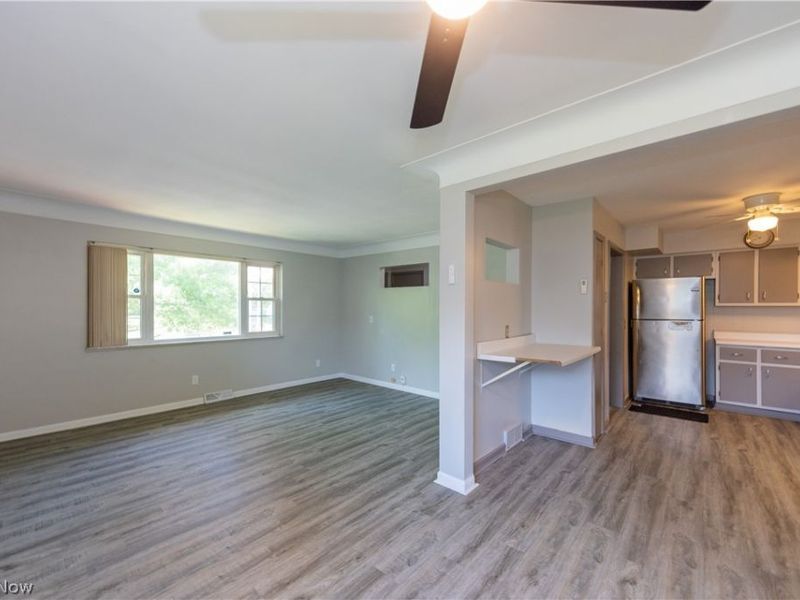 4685 Birchwood Road, Garfield Heights, OH 44125 Photo 4