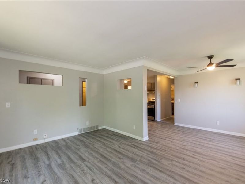 4685 Birchwood Road, Garfield Heights, OH 44125 Photo 6