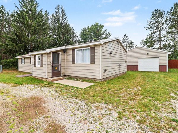 10759 Lasalle Road, Manistee, MI 49660