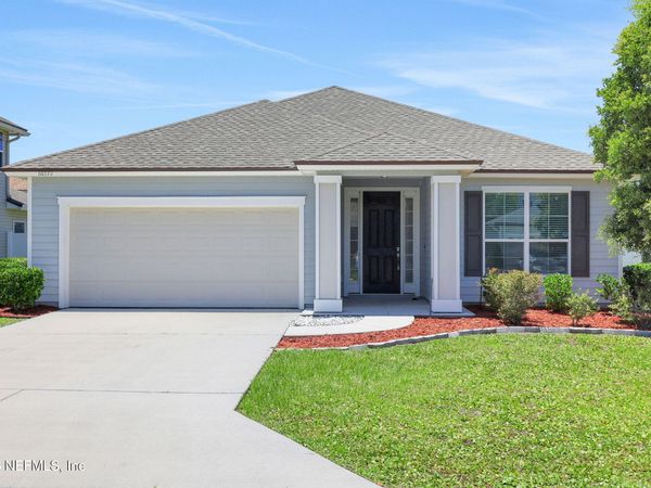 86572 LAZY LAKE Circle, Yulee, FL 32097