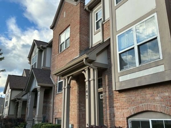 147 ROSEHALL Drive , Lake Zurich, IL 60047
