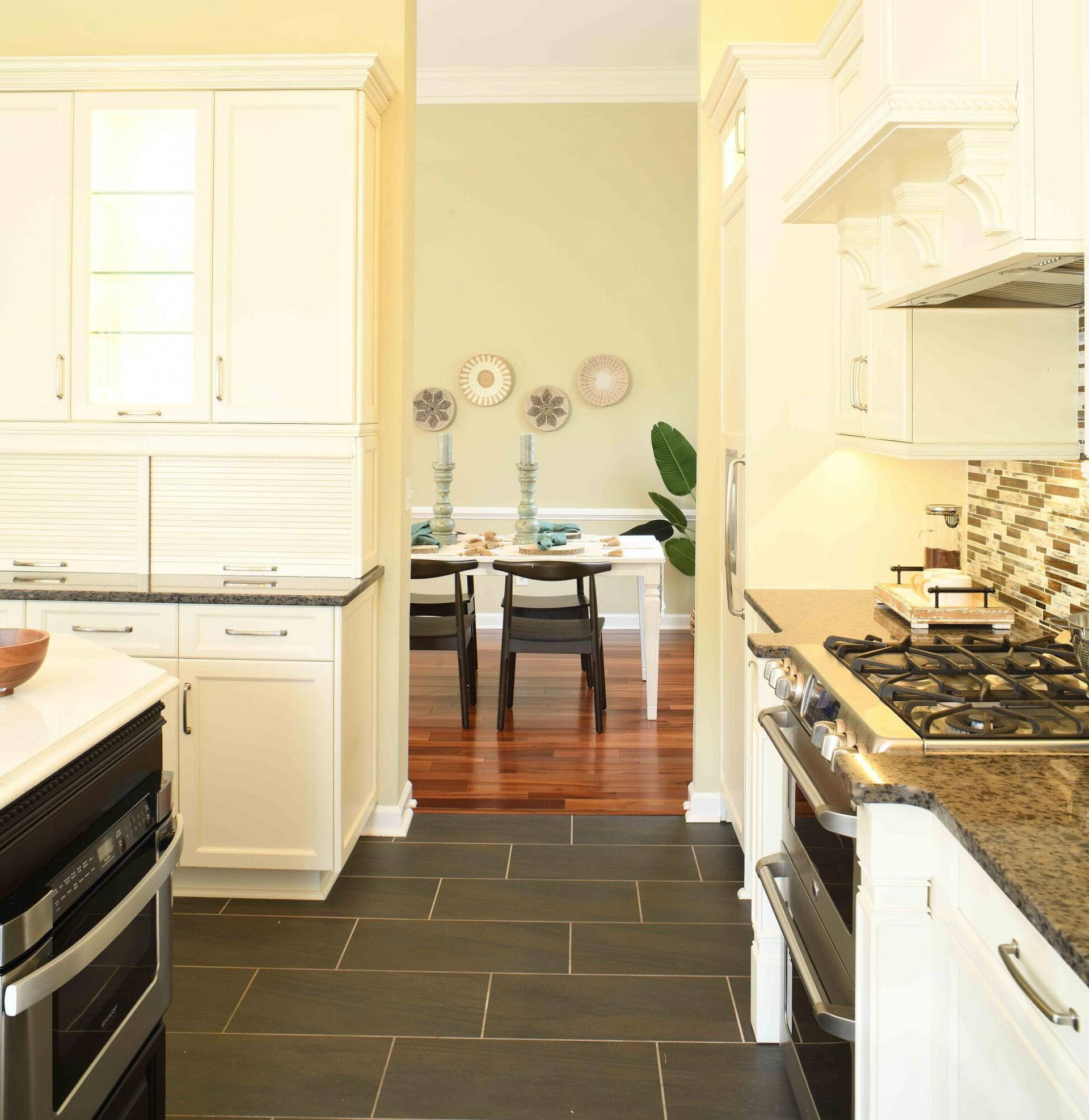 2605 Coral Vine Court Photo 10