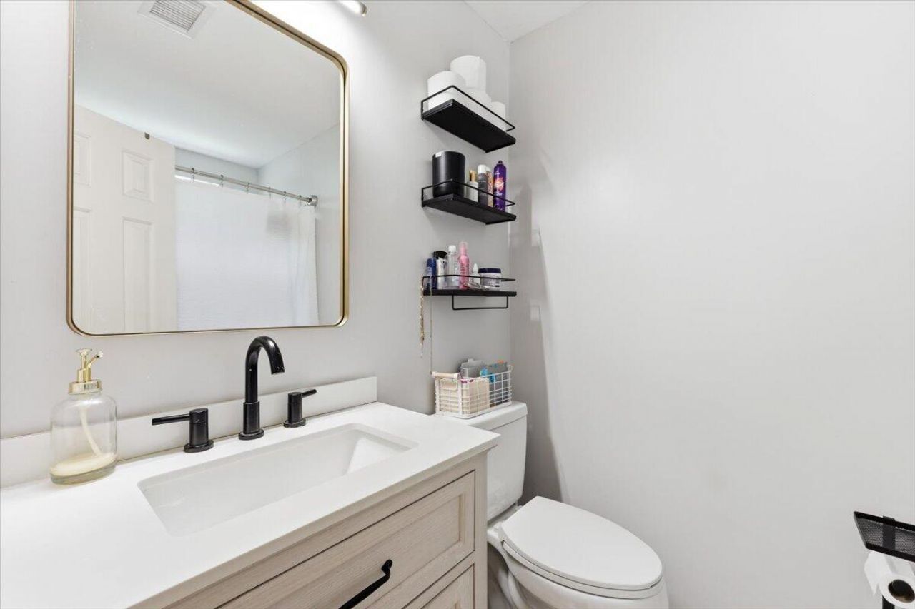 314 Stefan Drive Photo 16