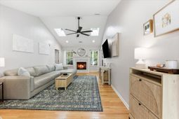 314 Stefan Drive photo 4