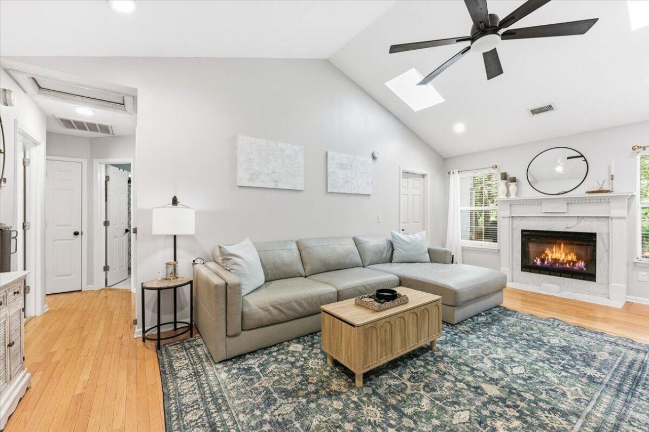 314 Stefan Drive Photo 4