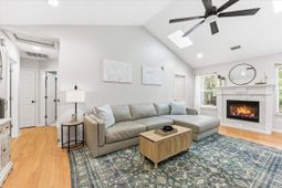 314 Stefan Drive photo 4