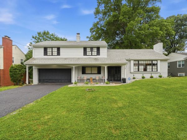 8881 Paw Paw Lane, Sycamore Twp, OH 45236