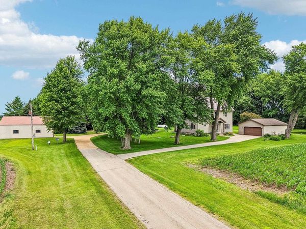 W5440 Halverson Drive, Poynette, WI 53955
