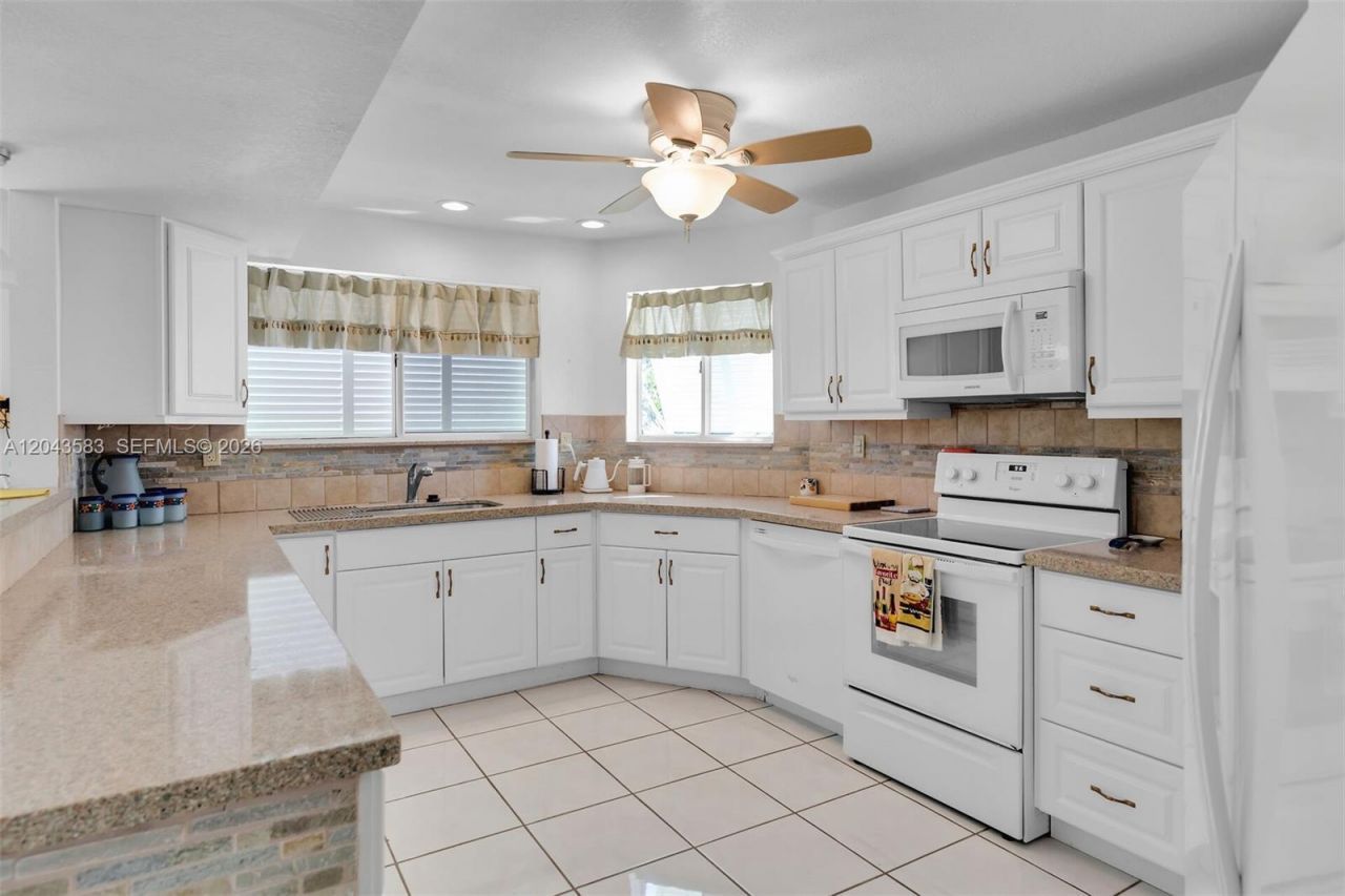19 Park Drive , Key Largo, FL 33037 Photo