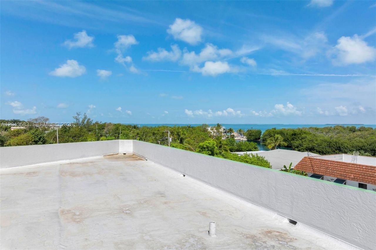 19 Park Drive , Key Largo, FL 33037 Photo