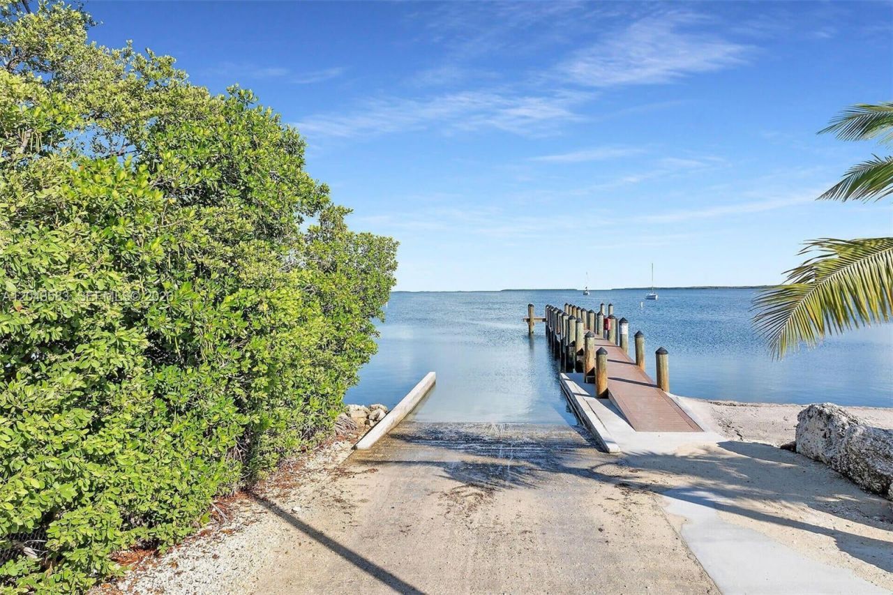 19 Park Drive , Key Largo, FL 33037 Photo