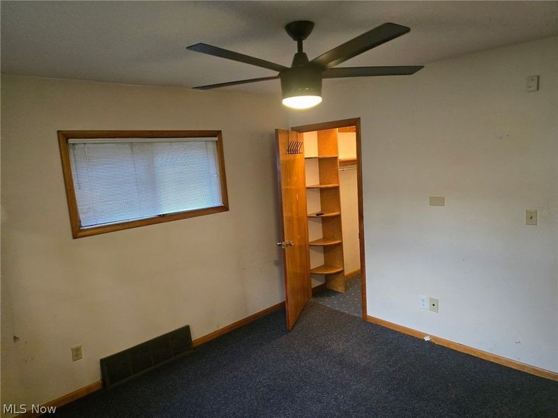 1853 Evergreen Avenue, Akron, OH 44301 Photo 11