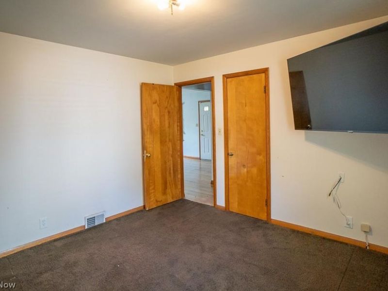 1853 Evergreen Avenue, Akron, OH 44301 Photo 15