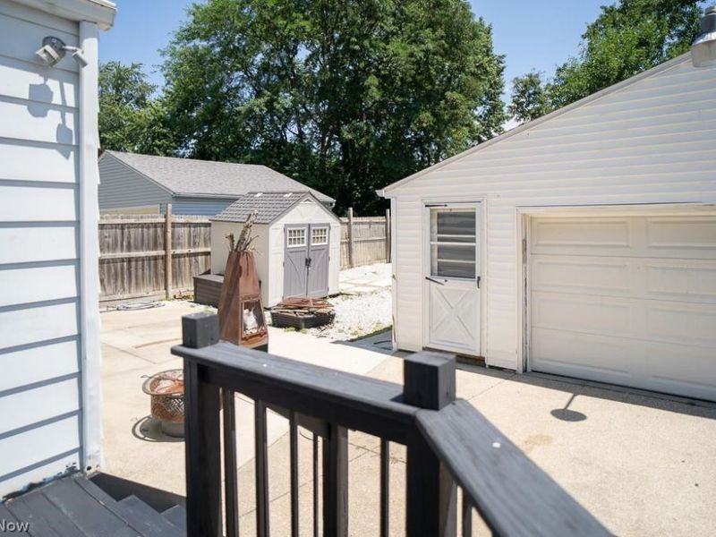 1853 Evergreen Avenue, Akron, OH 44301 Photo 26