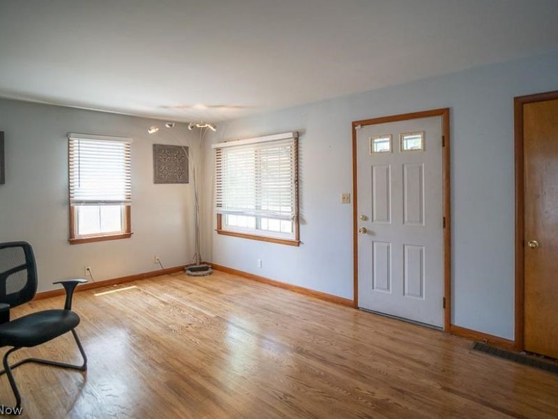 1853 Evergreen Avenue, Akron, OH 44301 Photo 3
