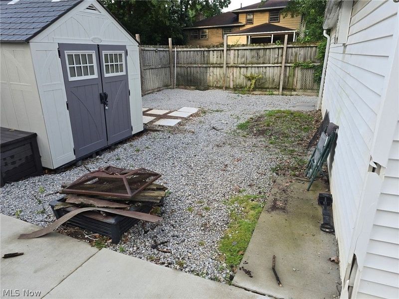 1853 Evergreen Avenue, Akron, OH 44301 Photo 33