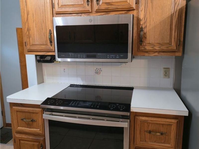 1853 Evergreen Avenue, Akron, OH 44301 Photo 9
