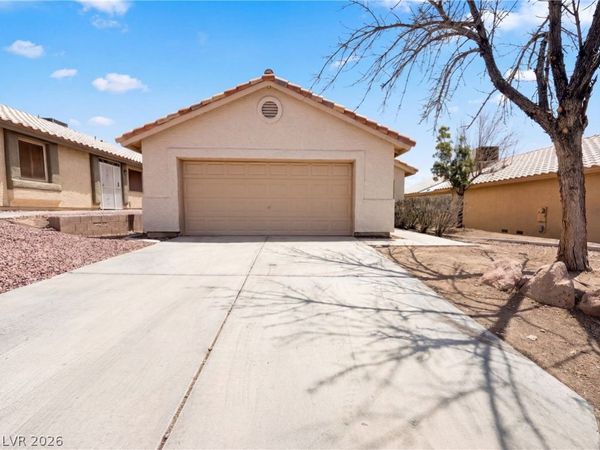 6547 Grand Oaks Drive , Las Vegas, NV 89156