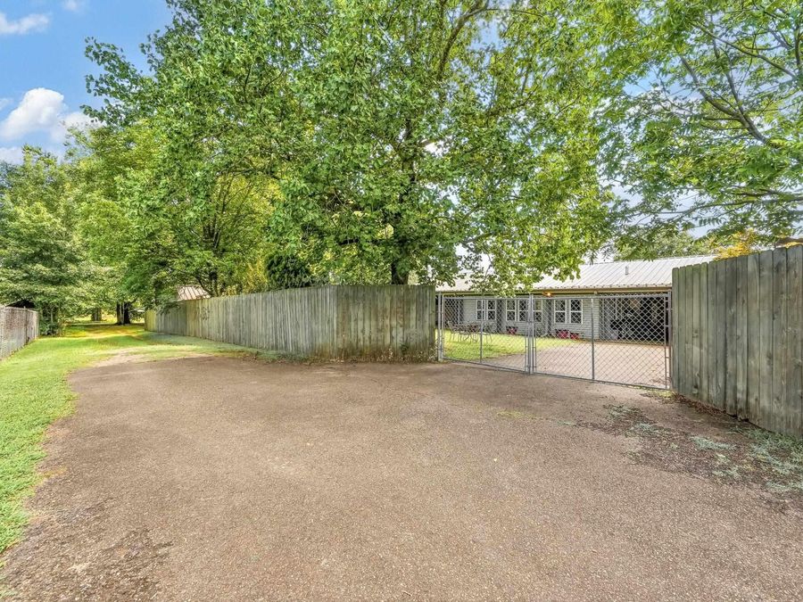 Property Image 36