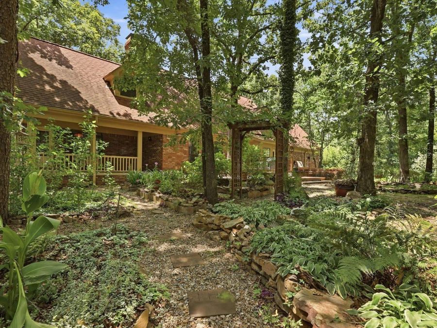 Property Image 37