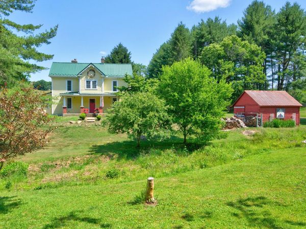 2067 Bethlehem Church RD NE, Floyd, VA 24091