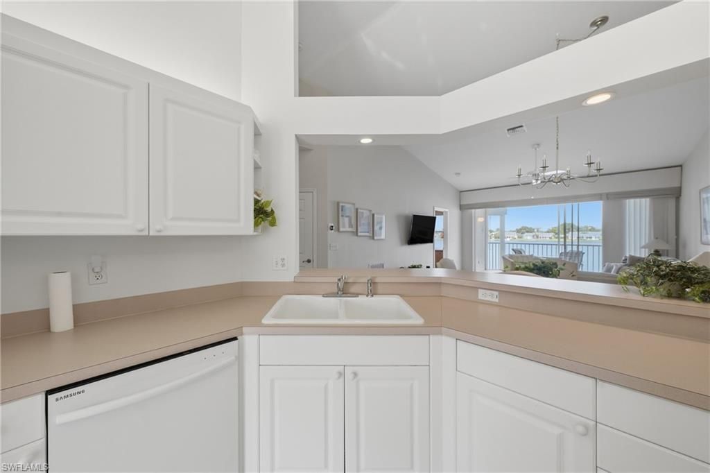 3320 W Crown Pointe Blvd, Unit 201, Naples, FL 34112 Photo