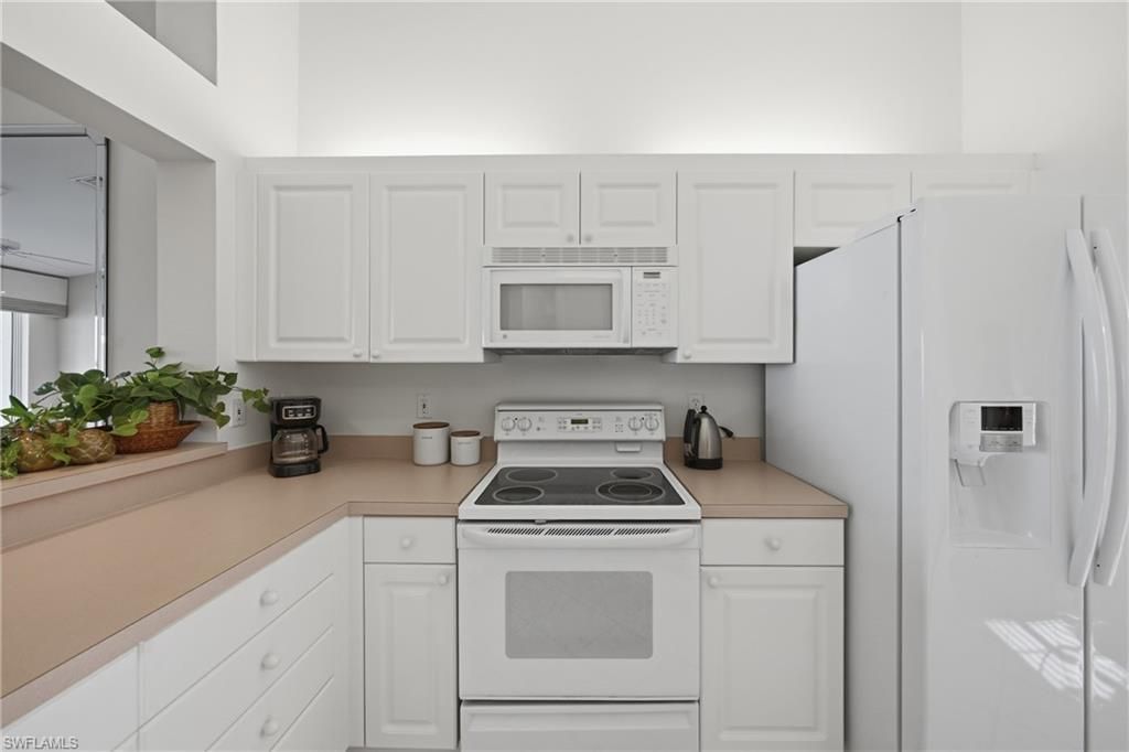 3320 W Crown Pointe Blvd, Unit 201, Naples, FL 34112 Photo
