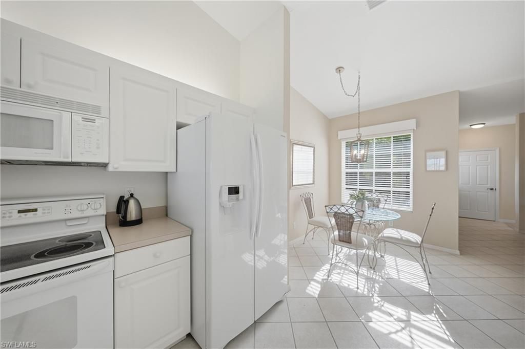 3320 W Crown Pointe Blvd, Unit 201, Naples, FL 34112 Photo