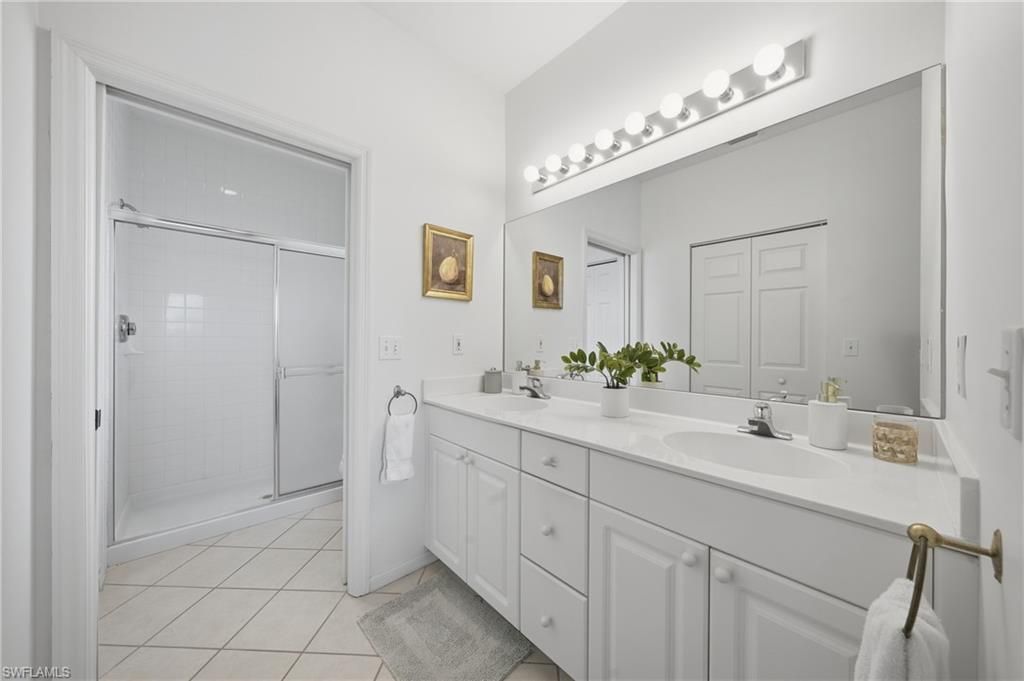 3320 W Crown Pointe Blvd, Unit 201, Naples, FL 34112 Photo