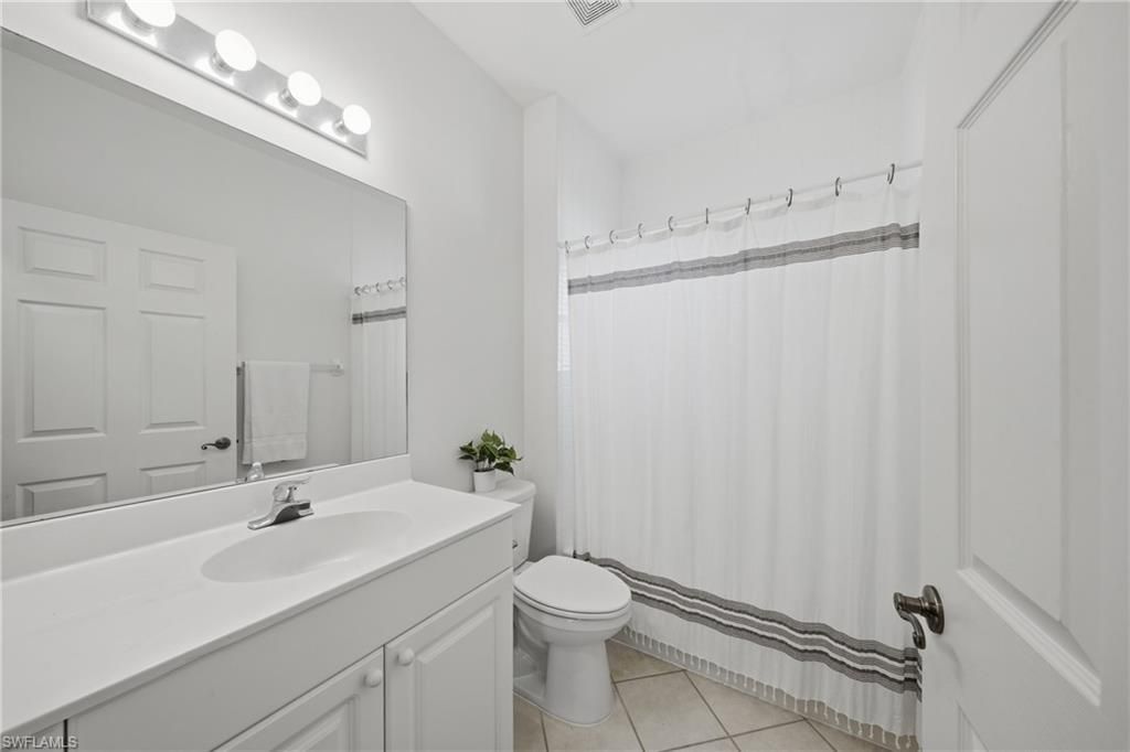 3320 W Crown Pointe Blvd, Unit 201, Naples, FL 34112 Photo