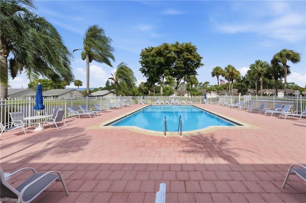 3320 W Crown Pointe Blvd, Unit 201, Naples, FL 34112 Photo